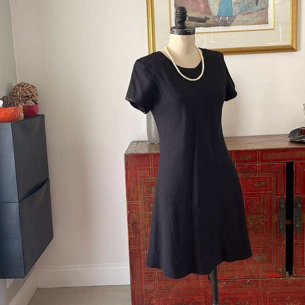 Black short sleeve dress Sz 8 M